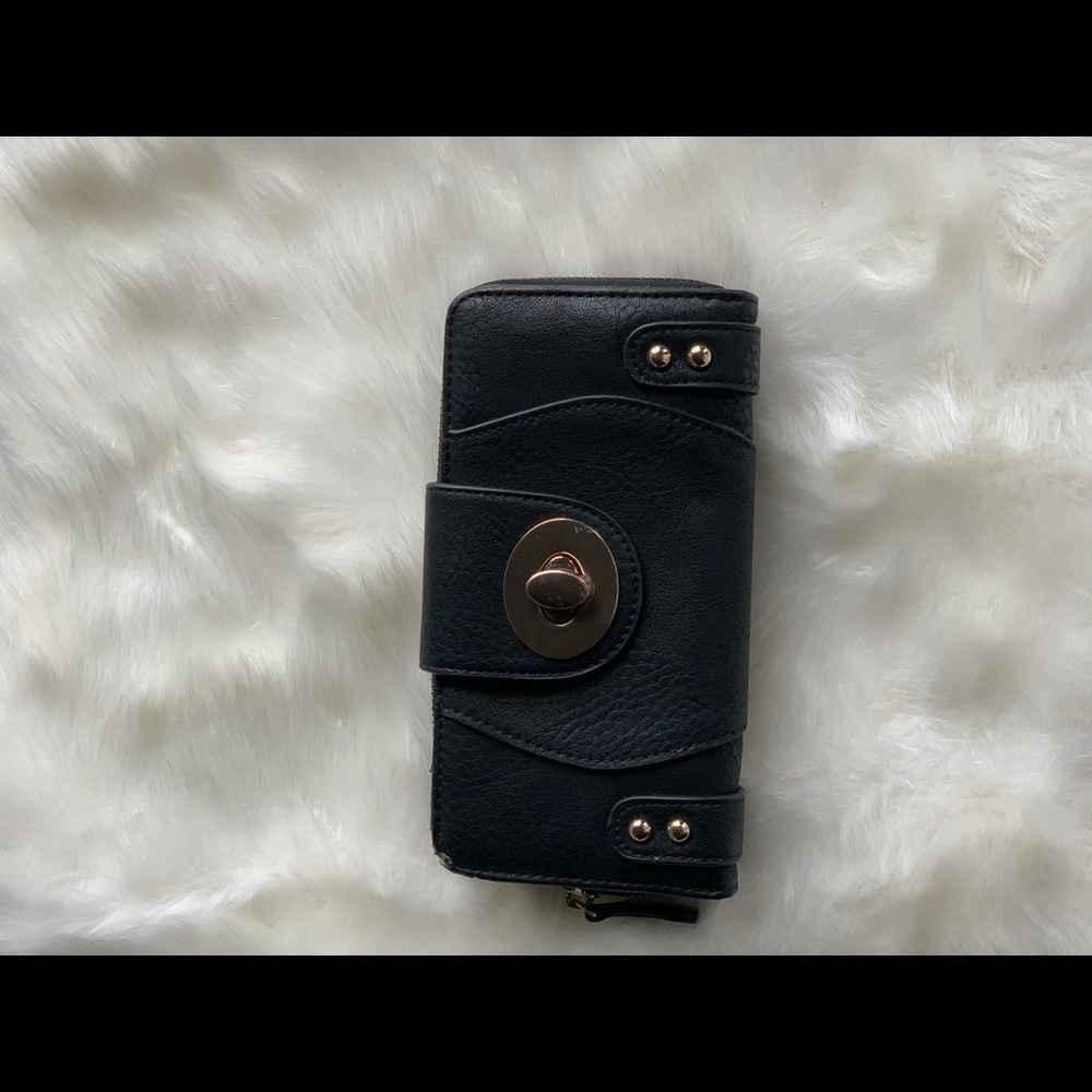 Long Wallet